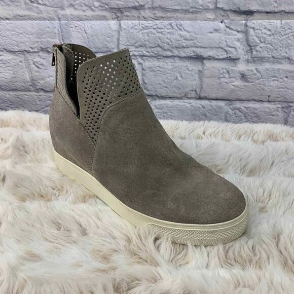 Steve Madden Wedge Sneaker Womens‎ 9.5 Winni Suede Grey Perforated Slip On - Picture 1 of 7